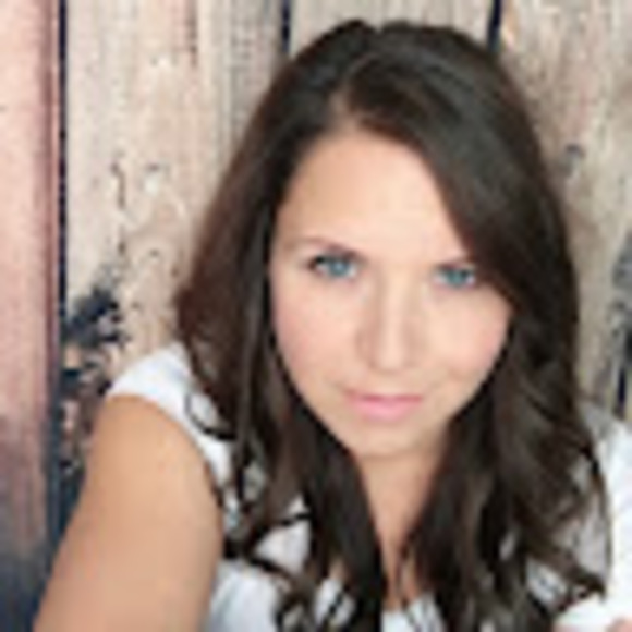 Meet your Posher, Nancy - Picture 1 of 1